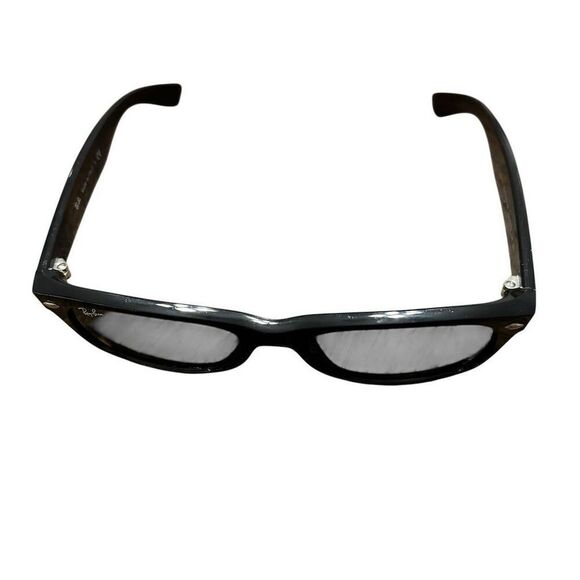 Ray-Ban Men's New Wayfarer Sunglasses Black Frame Polarized Lens - Picture 5 of 10